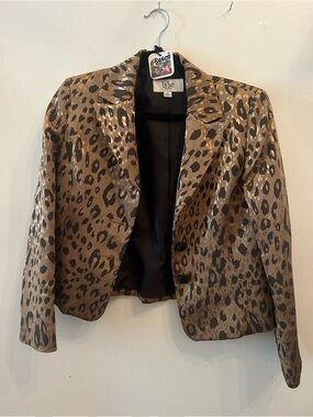Le Suit Leopard Print Blazer in Brown and Black